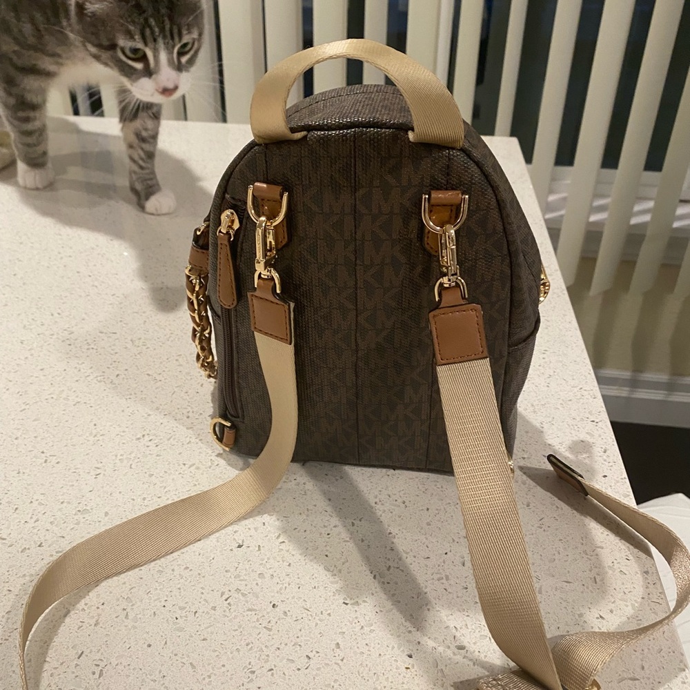 Michael Kors Slater Backpack✨ - Picture 3 of 6